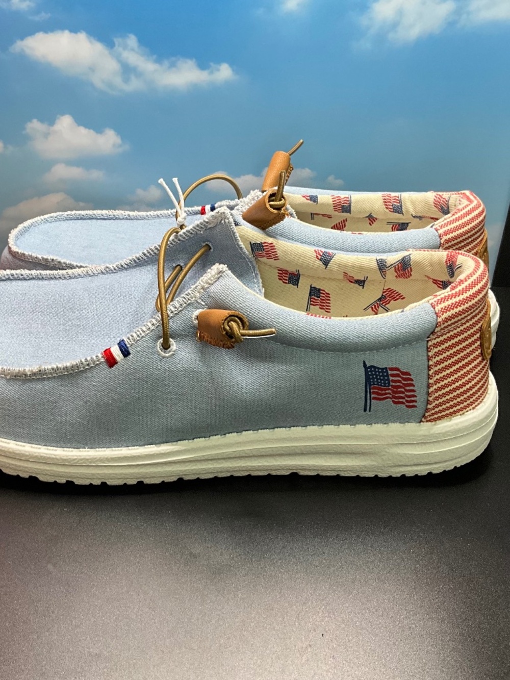 Hey Dude Wally Americana Denim Stripe Loafers. US Men’s 10/W12/EU 43. NWT/No Box - Picture 2 of 10